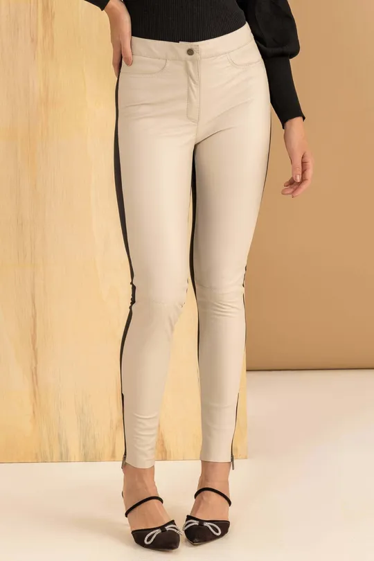 Calça de Couro Pelica Gelo Calça de Couro Pelica Gelo