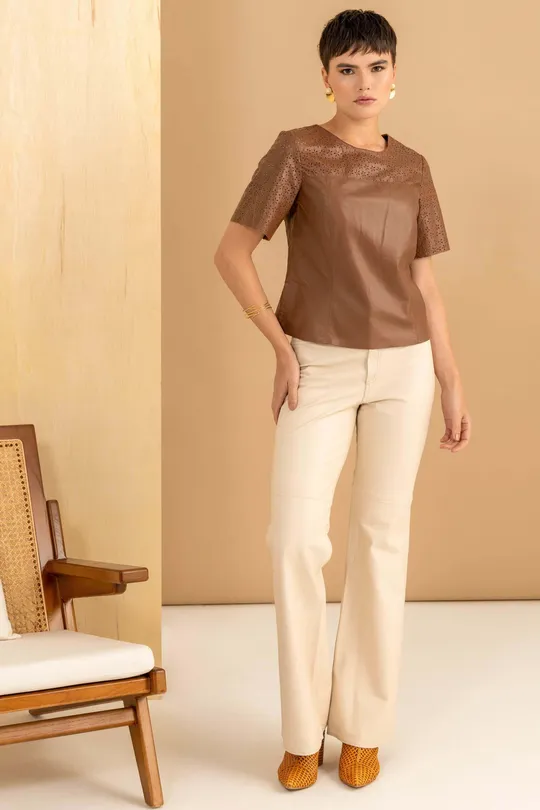 T-Shirt de Couro Pelica Caramelo