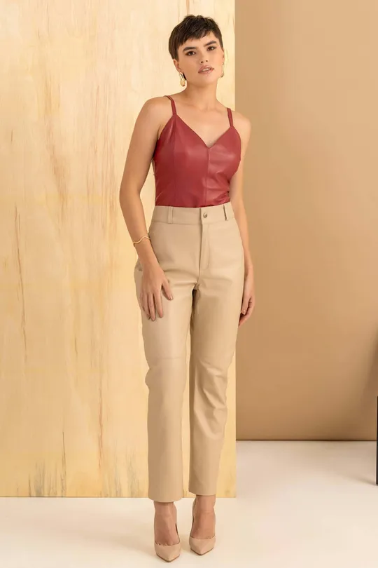 Blusa com Alça em Couro Pelica Vermelha