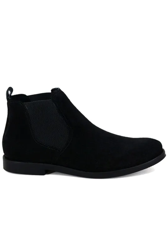 Bota Chelsea de Couro Preta