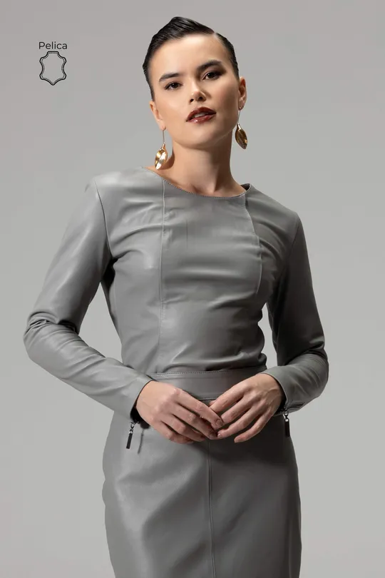 Blusa Ally de Couro Pelica Cinza