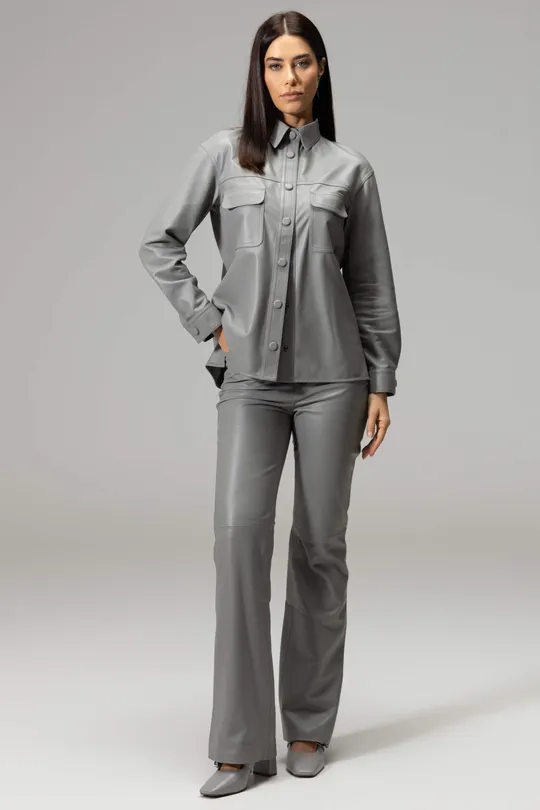 Camisa Isabella de Couro Pelica Cinza