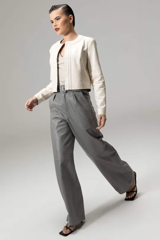 Calça Joane  de Couro Pelica Cinza