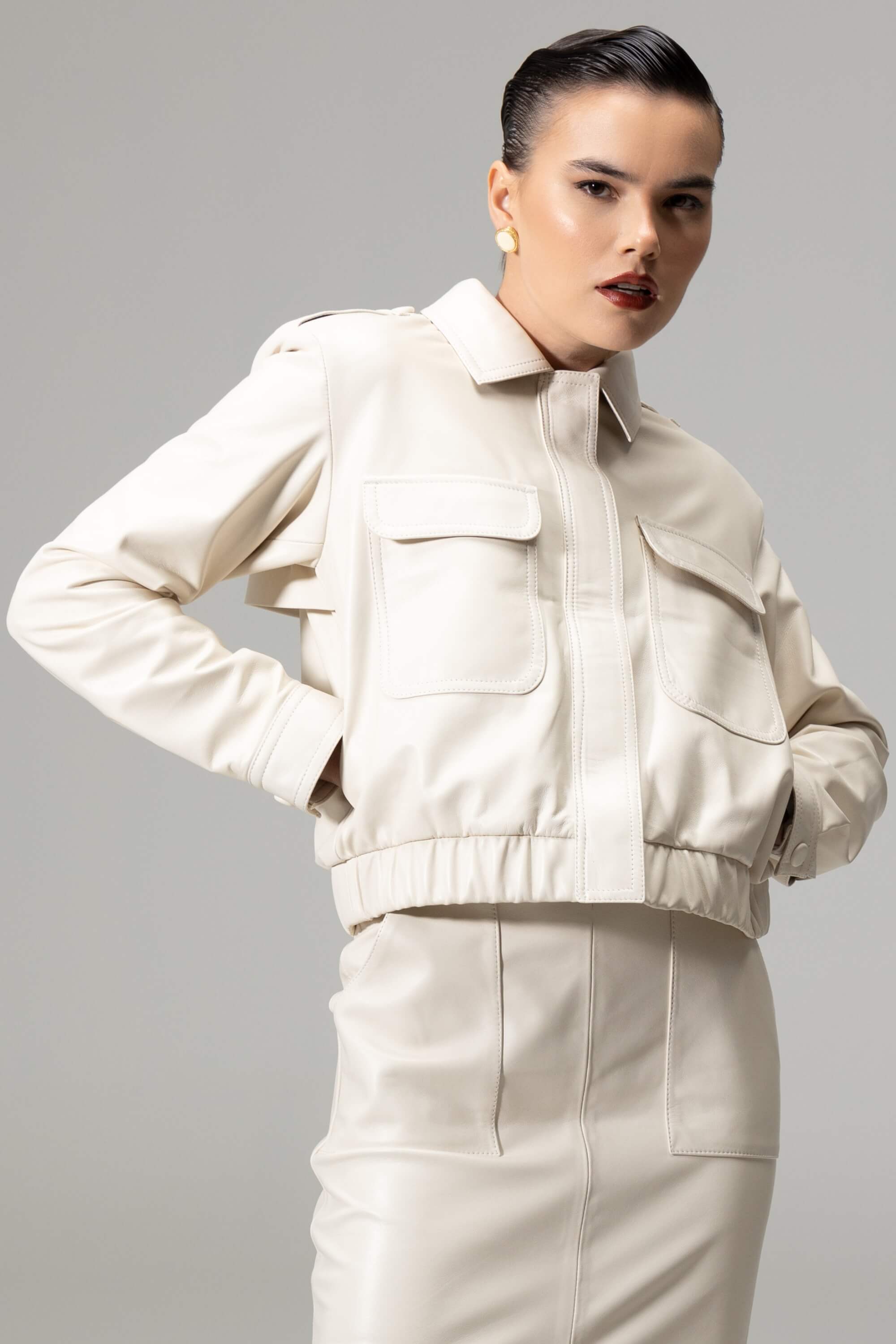 Jaqueta Vittoria de Couro Pelica Off White