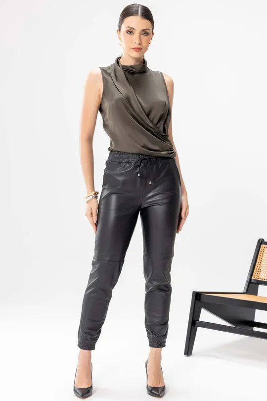 Calça Gabrielle de Couro Pelica Preta