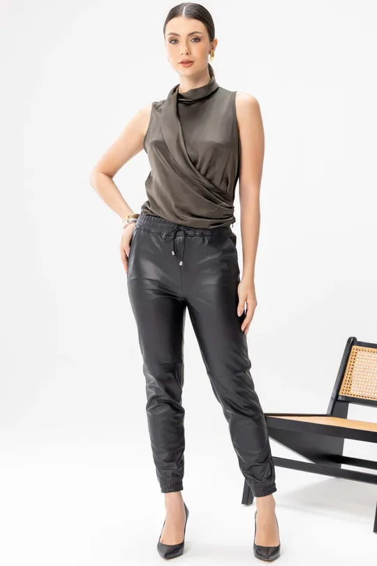 Calça Gabrielle de Couro Pelica Preta