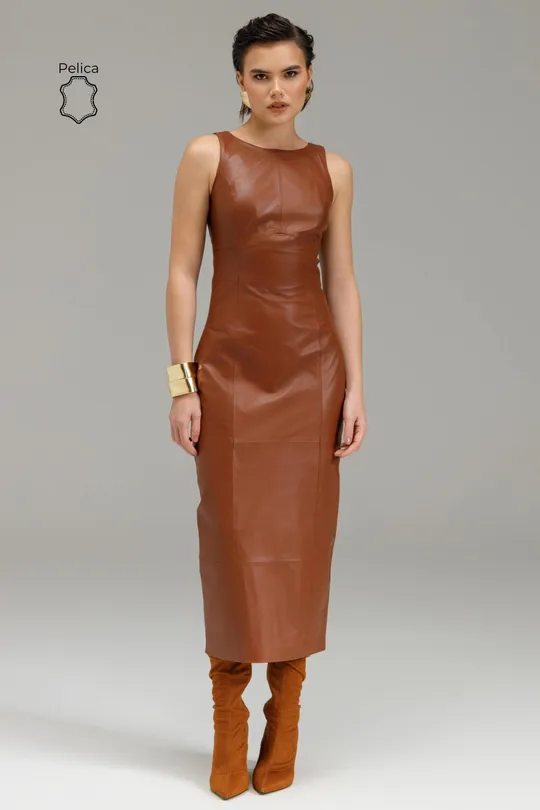 Vestido Aline de Couro Pelica Avelã
