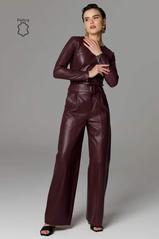 Calça Joane  de Couro Pelica Burgundy