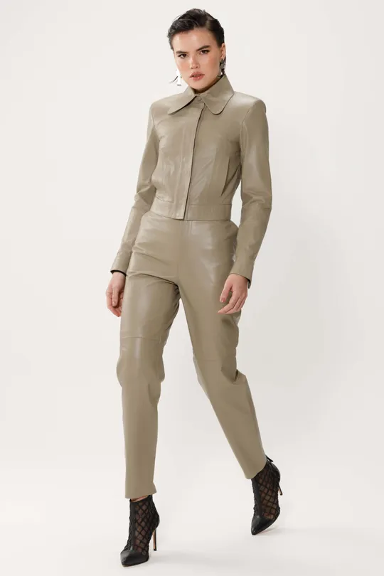 Calça Anna de Couro Pelica Verde Militar