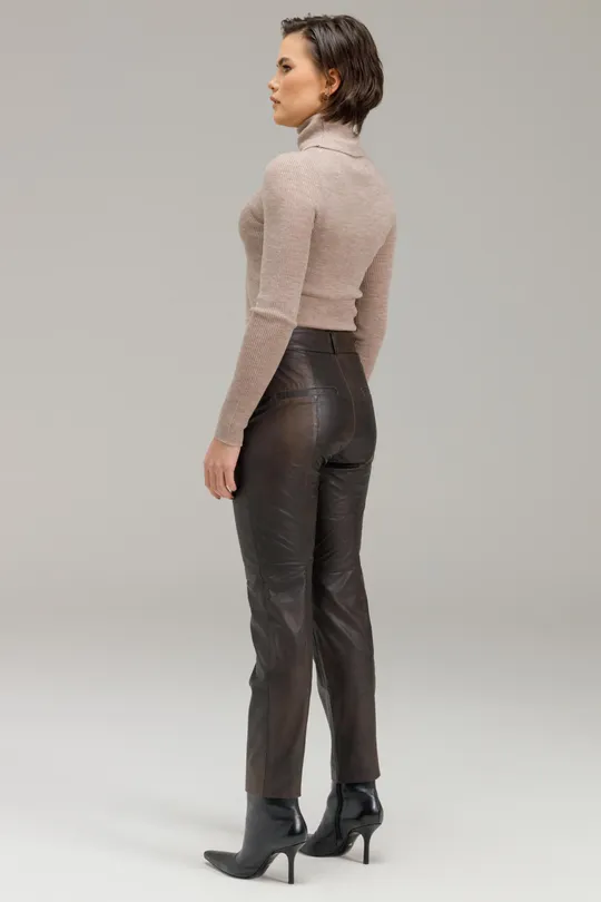 Calça Amanda de Couro Selvagem Manchado