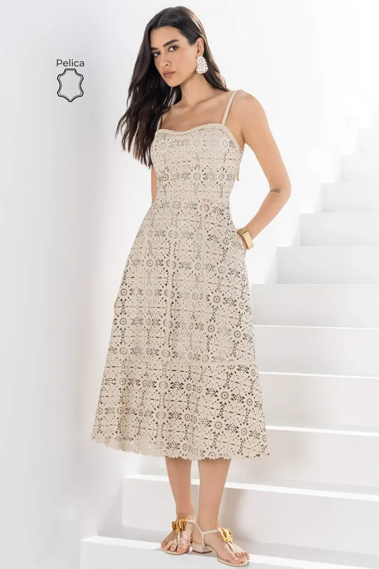 Vestido Roslyn em Renda com Decote em Tranças Pelica Off White