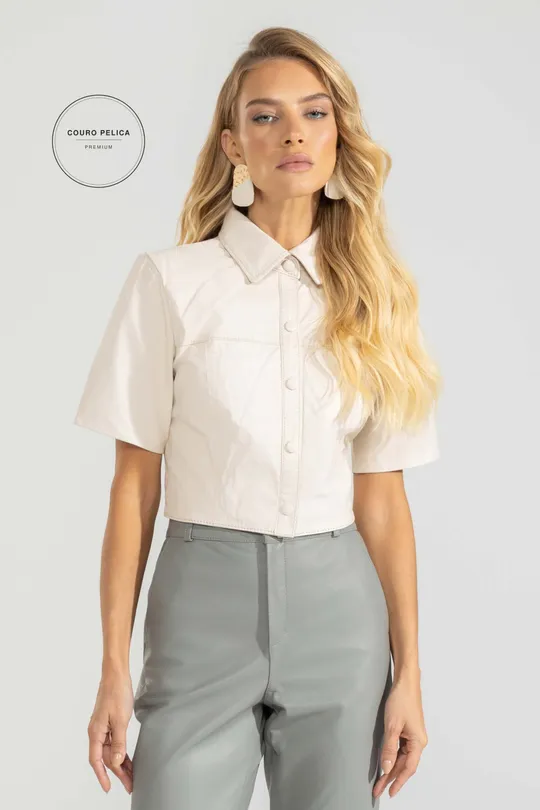 Camisa Cropped Manon de Couro Pelica Gelo