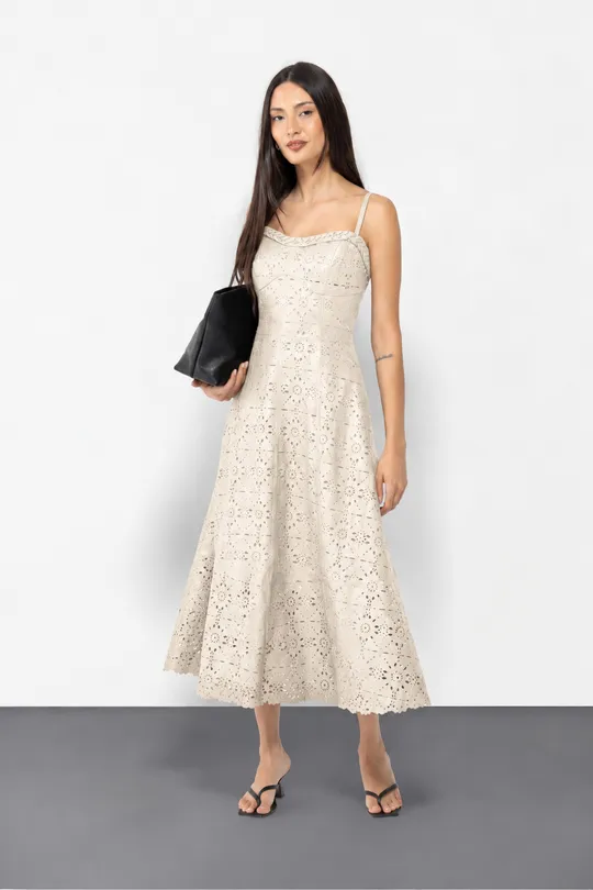 Vestido Roslyn em Renda com Decote em Tranças Pelica Off White