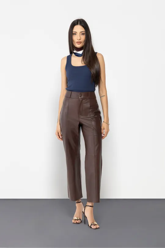 Calça Cris em Couro Pelica Chocolate